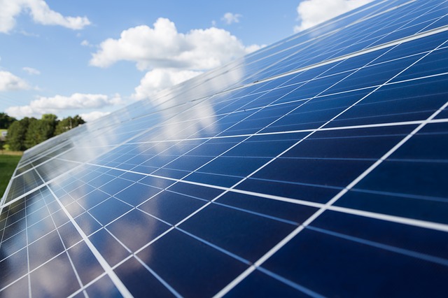 Solarenergie gehört zu den erneuerbaren Energien für die Stromerzeugung